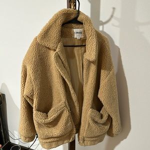 I am GIA Sherpa jacket